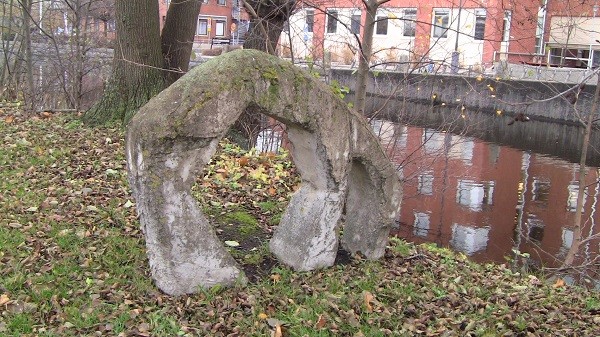03Stenhästen_600